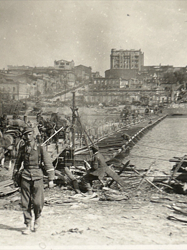 Foto Wk2 Wehrmacht Soldaten Kampf Front (3)