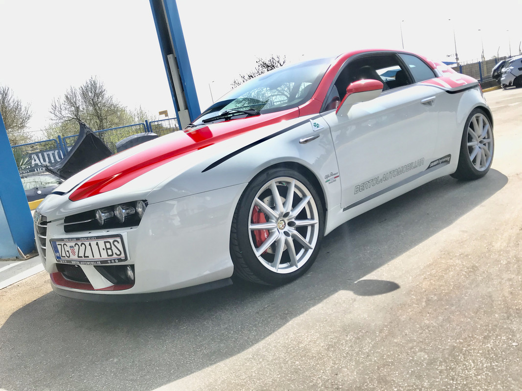 B5AB7CF8-7D2D-4DFA-853C-EB3E80C53AAA