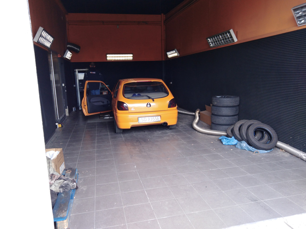 10341878-ECE5-442C-B7E5-023C76EFC714