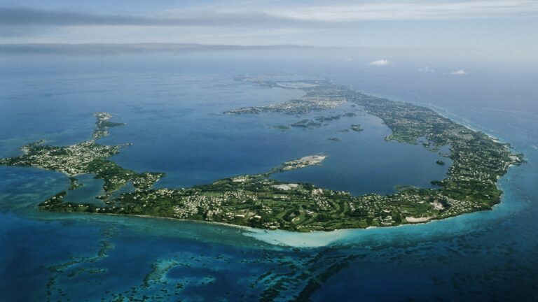 Representação do fundo do oceano nas proximidades do Triângulo das Bermudas
