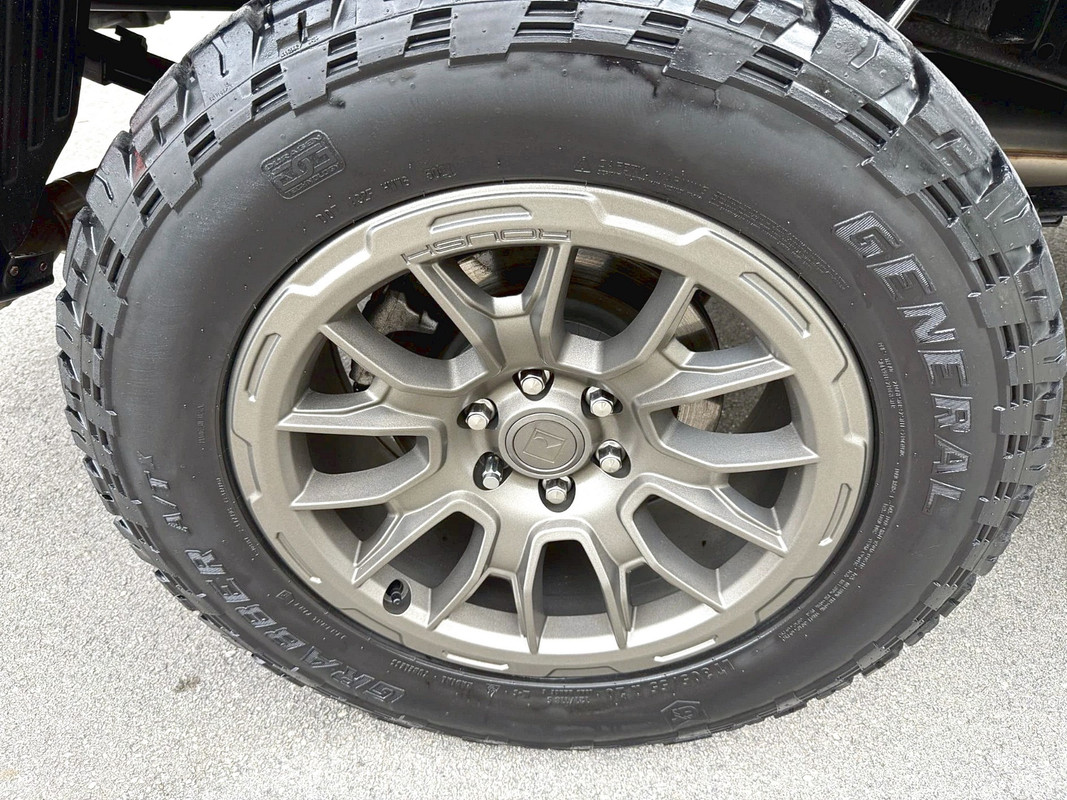 Vehicle thumbnail 32