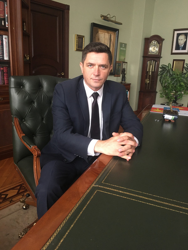 207F869F-C66E-4BE5-A158-771FB63ACA98