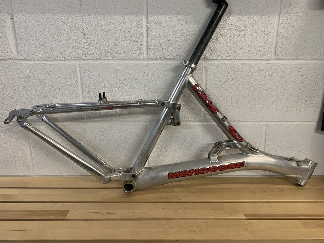 ED188099-464D-439F-8D7D-5EBCB5E861BB