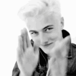 lydia14.gif