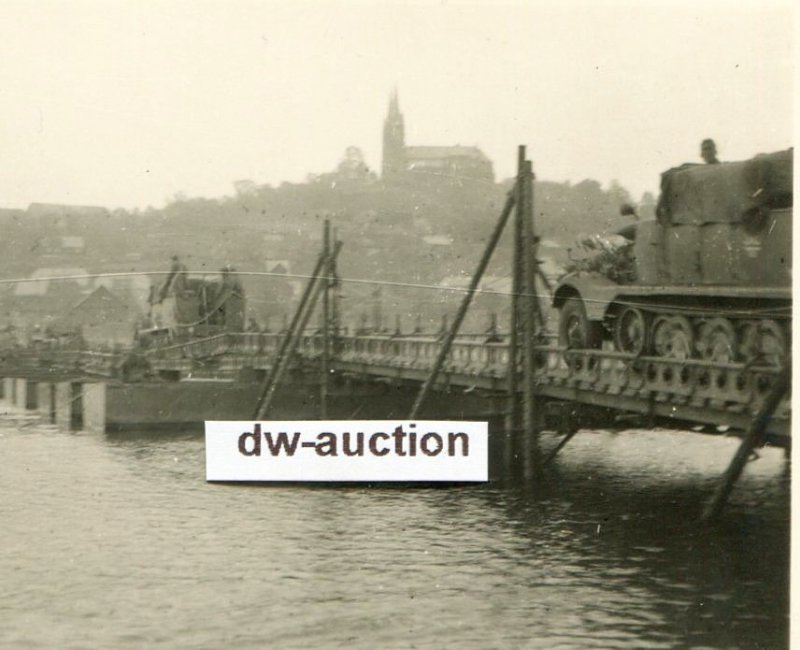 Sturmgeschütz Bttr. 665 , Memel Übergang in Vilk