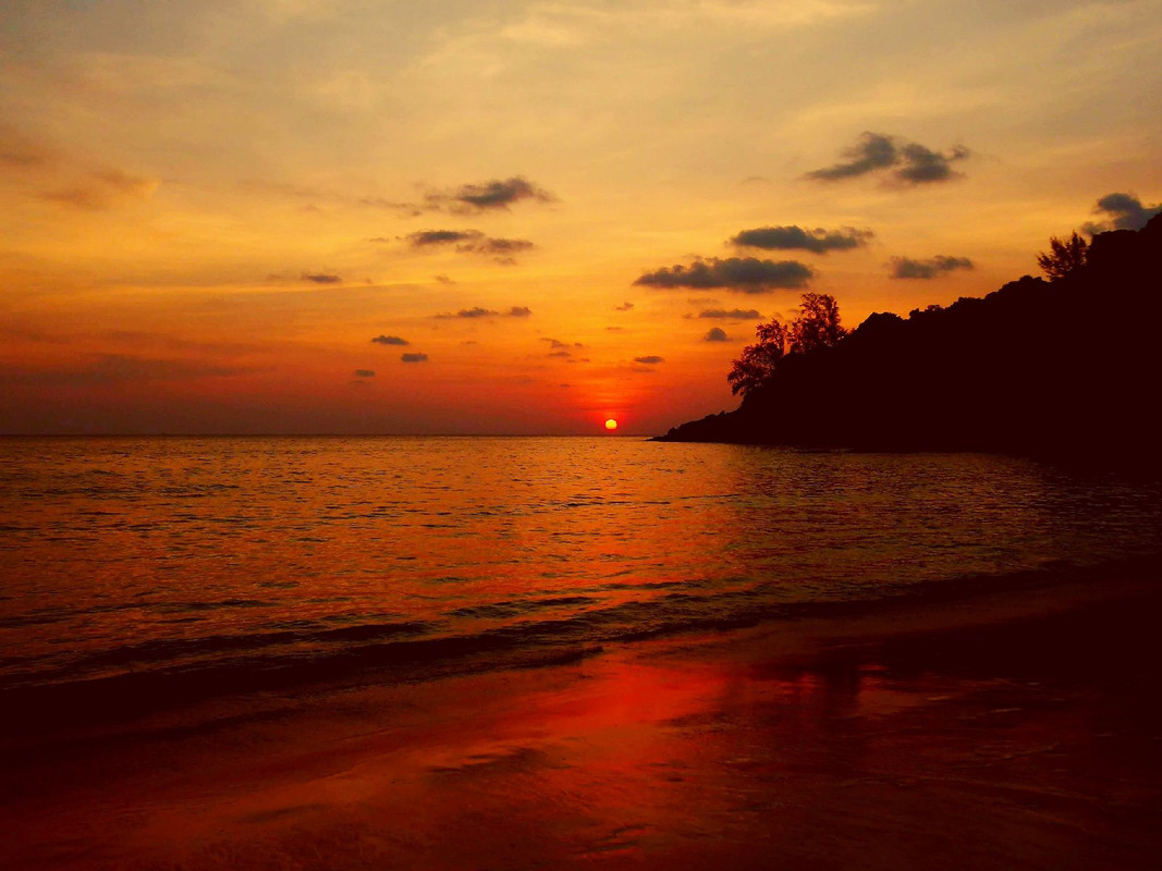 redsunsetglorious.jpg