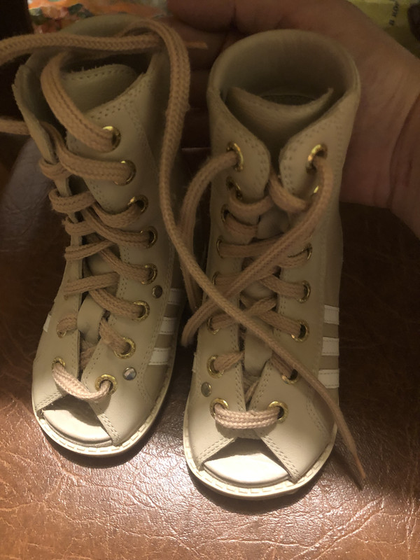 D1C05316-56D1-4BC2-A99D-F76F086B962D