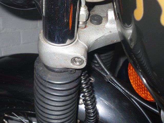 1974 Commando 850 Barn Find