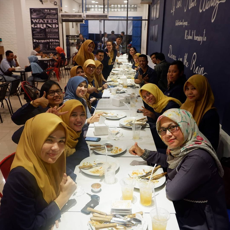 Salah satu tempat makan bersama rekan-rekan