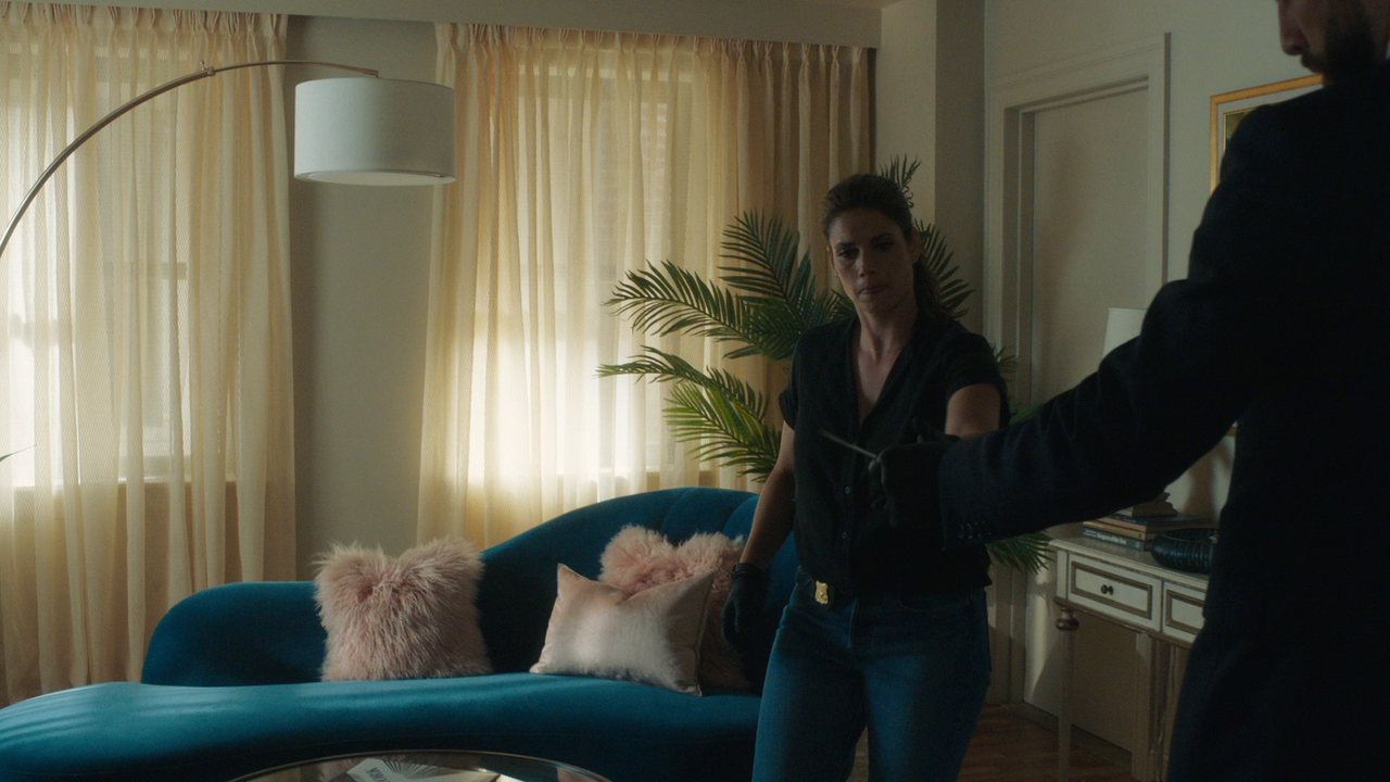 FBI.S04E01.Tutto.quel.che.luccica.1080p.WEBMux.ITA.ENG.AC3.x264-BlackBit[screenshot 6]