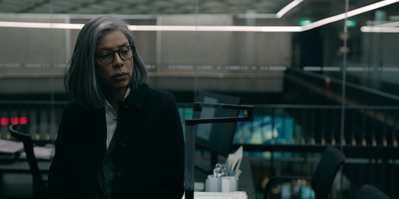 Slow.Horses.S01E06.Follies.2160p.10bit.ATVP.WEB-DL.DDP5.1.HEVC-Vyndros.mkv_snapshot_20.23_[2022.05.0