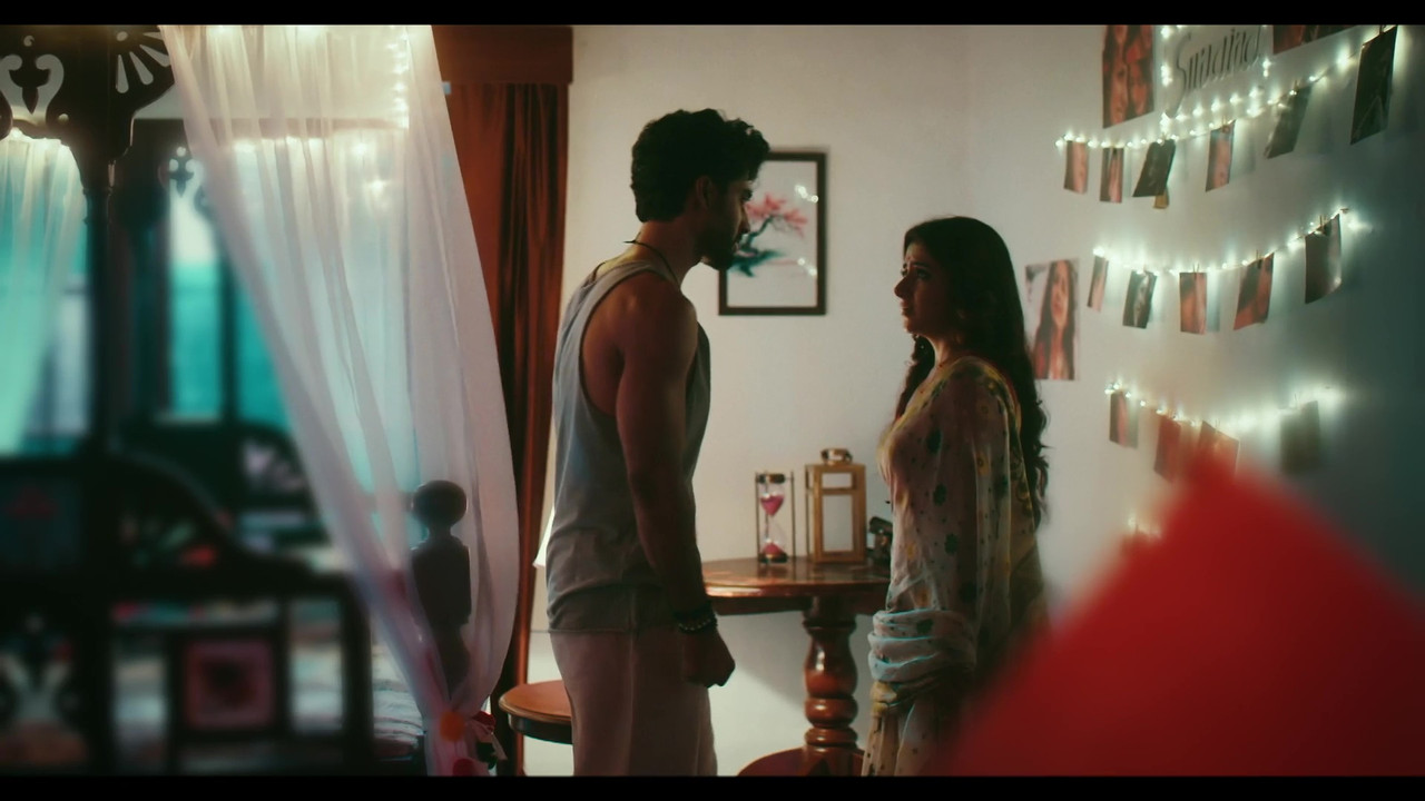 vlcsnap-2025-04-16-23h05m56s832