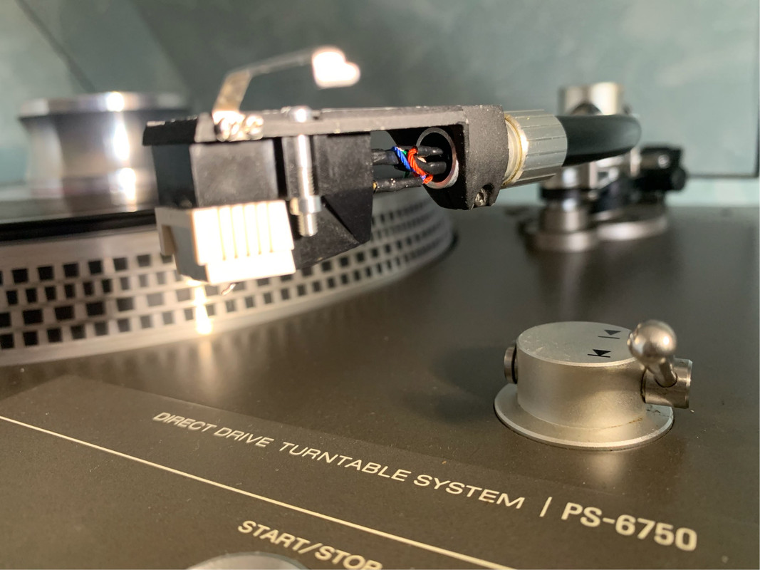 92ABD1F1-71FD-4ECD-BC3E-C9F453F6B56A