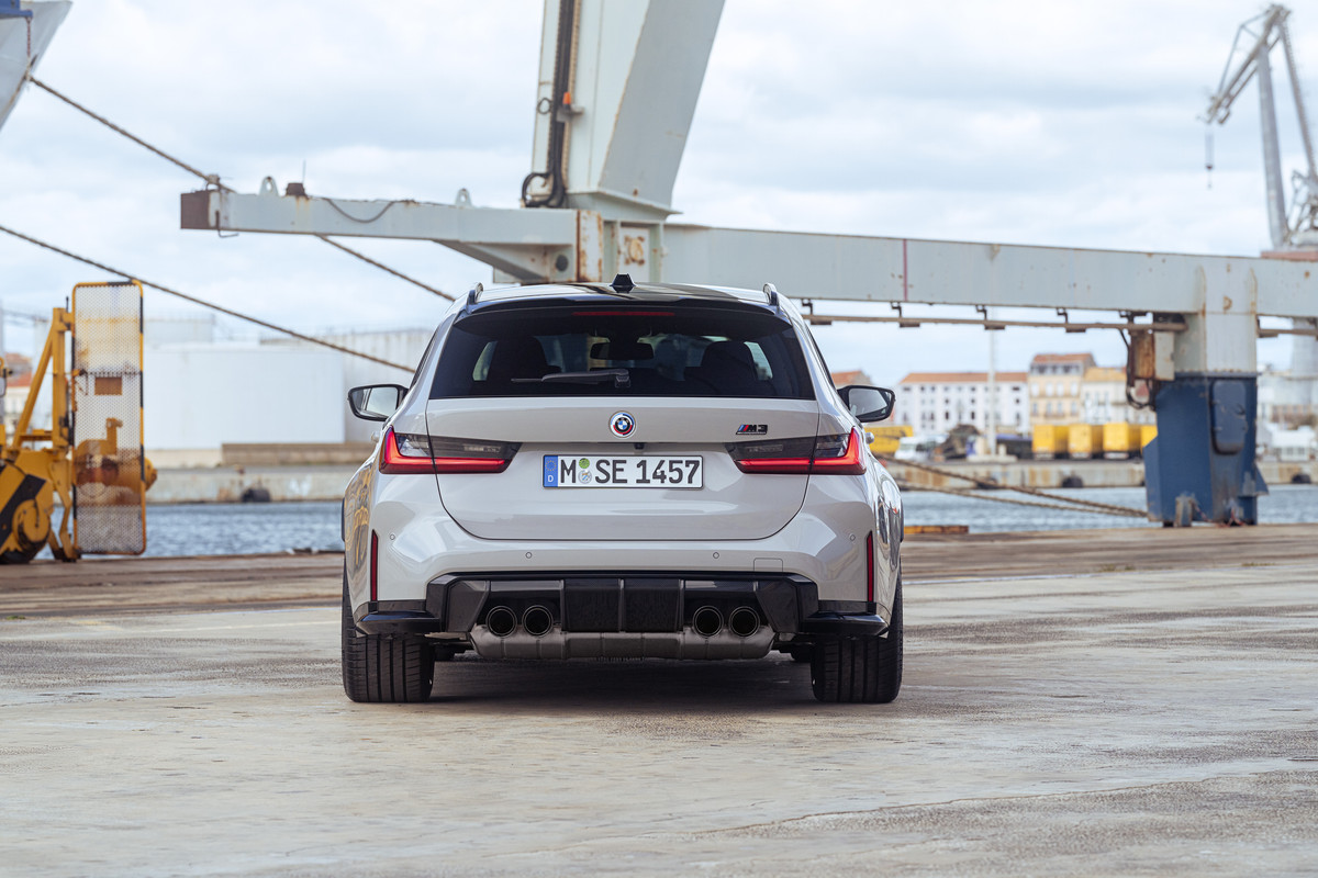 P90468126_highRes_the-first-ever-bmw-m