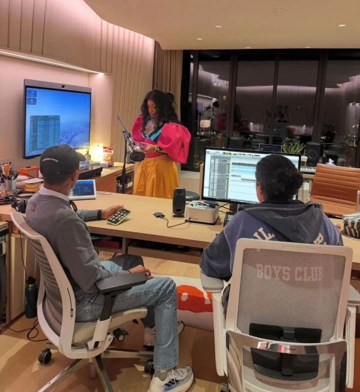 SZA In The Studio With Pharrell – October 2026