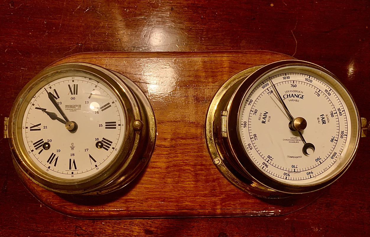 B2696218-F19C-4D09-B582-2B3C2B5A6C5F