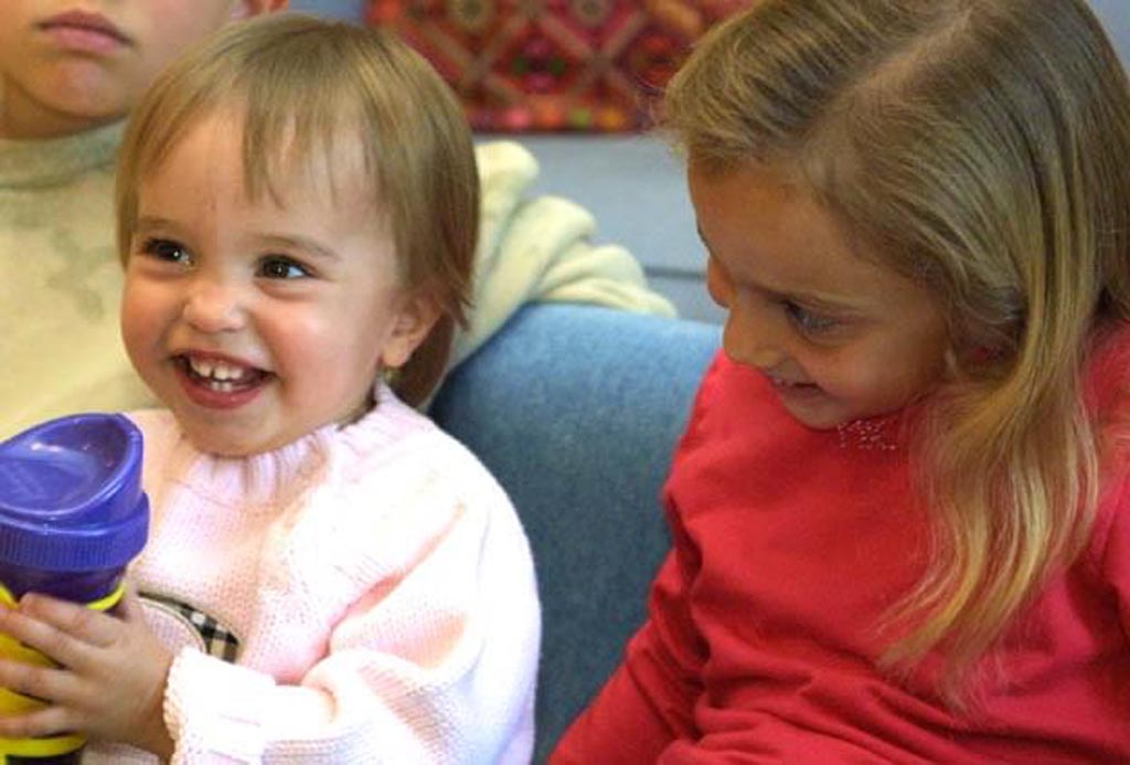 صورة-شخصية-لصاحبتي-السمو-الأميرة-إيمان-والأميرة-سلمى-بنتي-عبد-الله-الثاني_2