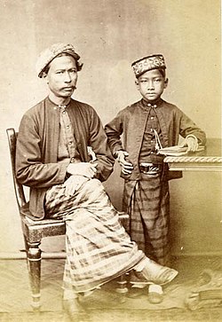 250px-Sri-Lankan-Malay-Father-and-Son.jpg