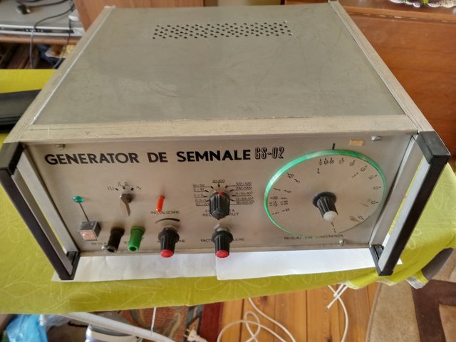 GENERATOR-SEMNALE-3.jpg