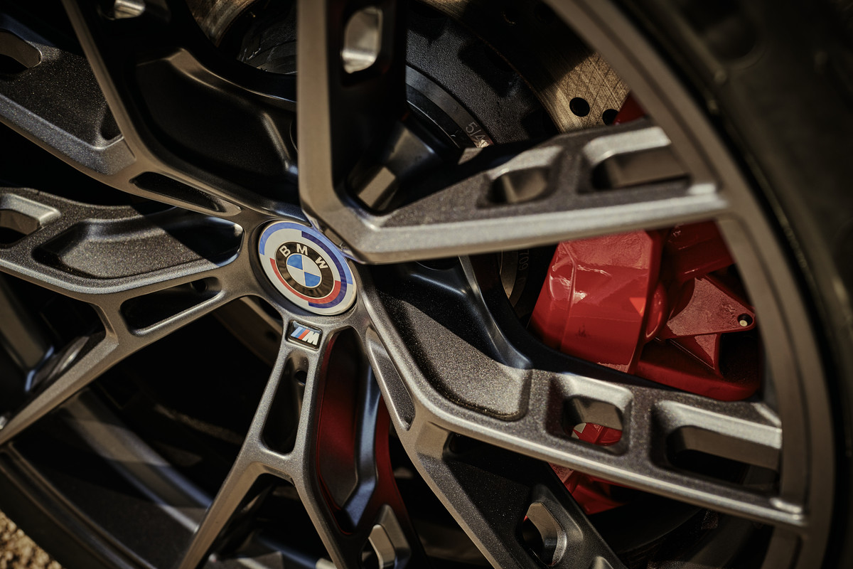 P90471477_highRes_the-first-ever-bmw-m