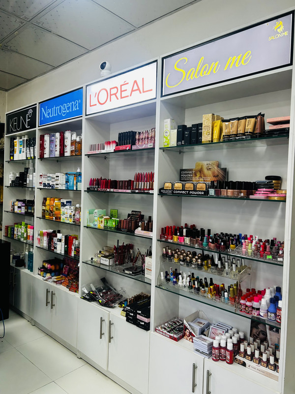 Salon Interior
