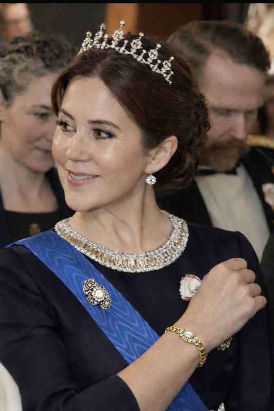 file 00000000424071f5a87bc108254c84d2 (2)