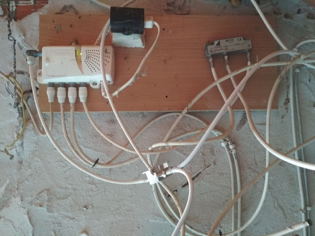 987CB872-B872-418C-9856-28FC1DE38A79