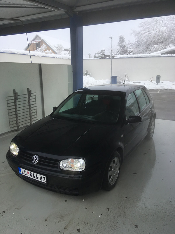 03B12A63-803B-4BE3-8E98-0974A404C871