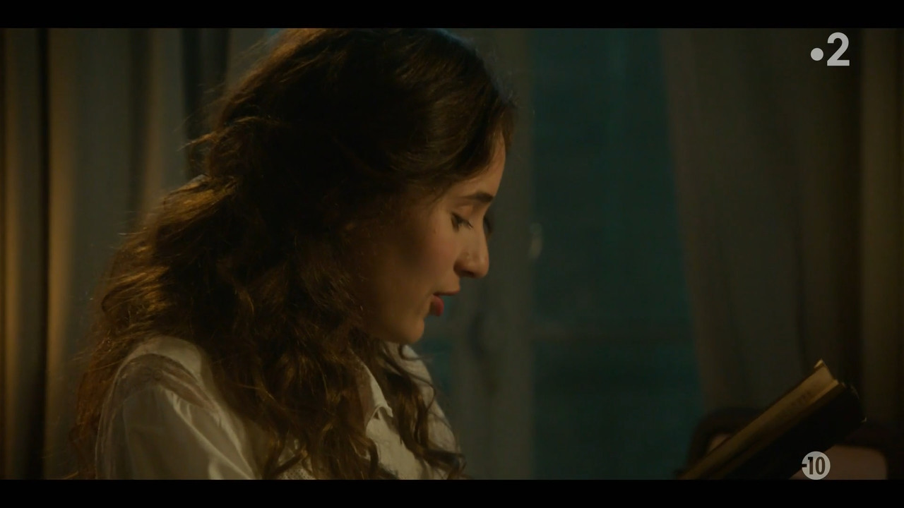2021-12-13_21_05_Fr2_Emma-Bovary.mp4_snapshot_28.23.290