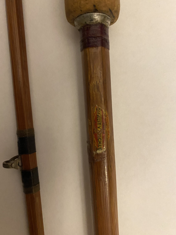 EB6E5B39-446F-4FCD-93D4-01E2B0211579