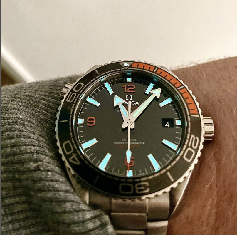 FC5AD7A0-1DC6-4BFF-914B-39145DDCA546