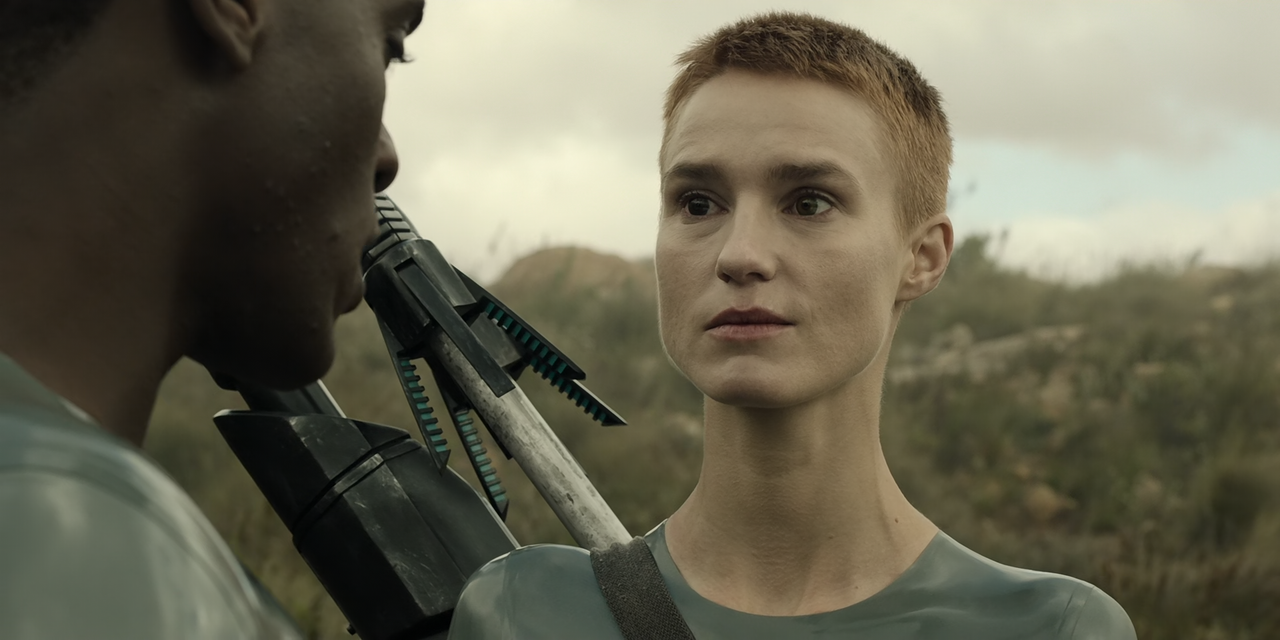 Raised.by.Wolves.S02E03.Good.Creatures.1080p.10bit.HMAX.WEB-DL.DD5.1.HEVC-Vyndros.mkv_snapshot_03.16