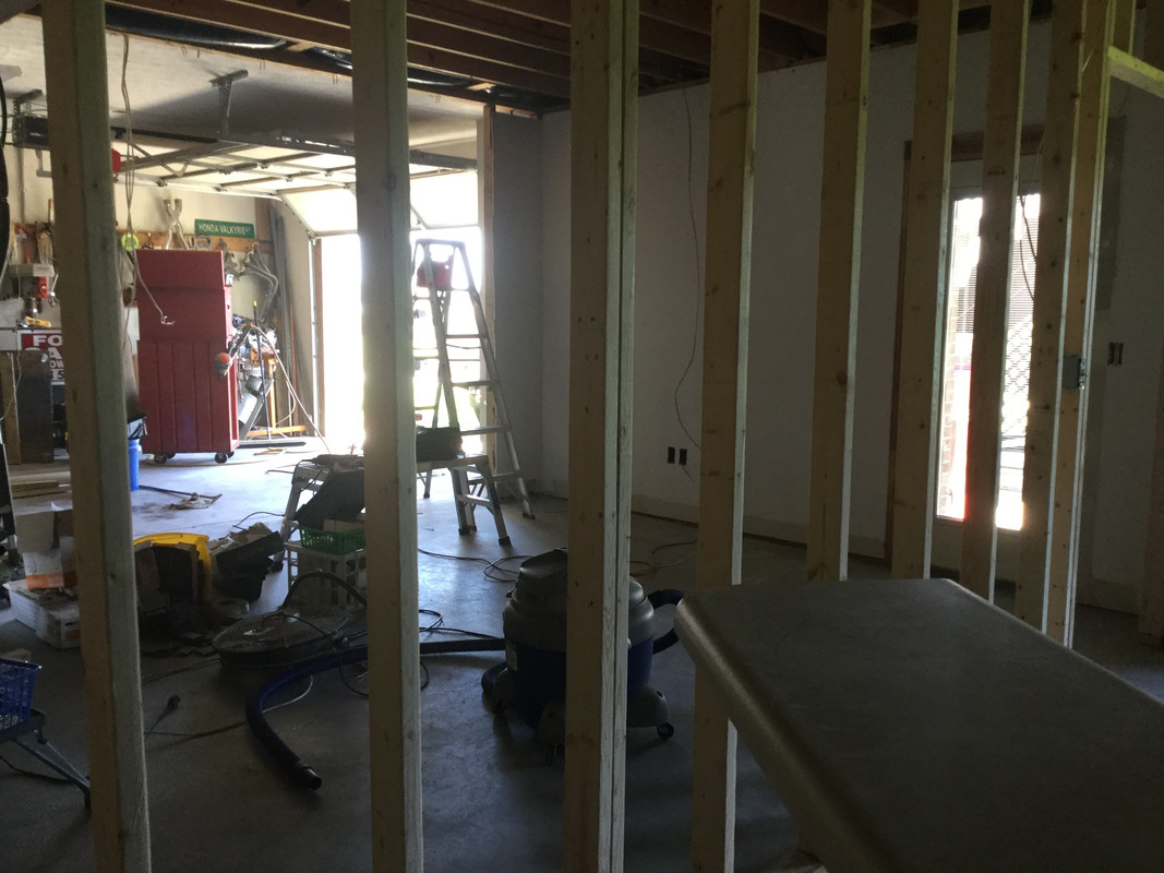 1DEEB35E-AB92-42C8-818C-15CE26634805