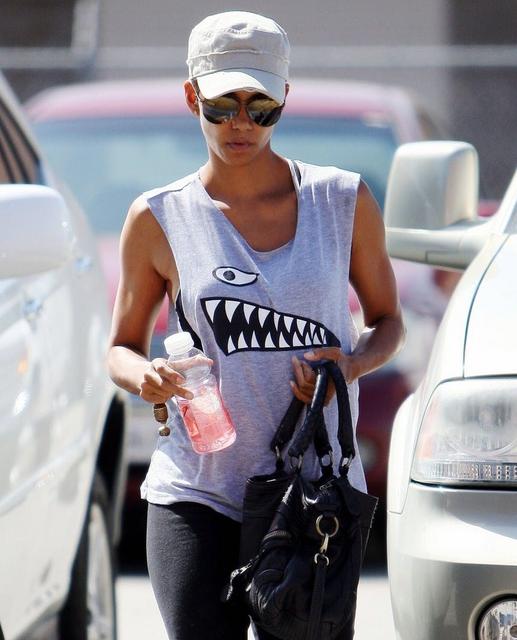 Halle-Berry-Workout-and-Diet-2