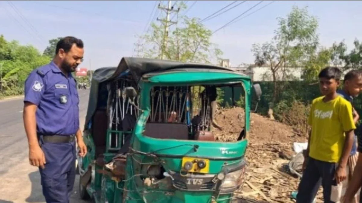 মিরপুরে কাভার্ডভ্যানের ধাক্কায় ছাত্রদল নেতার মৃত্যু, আহত ৪