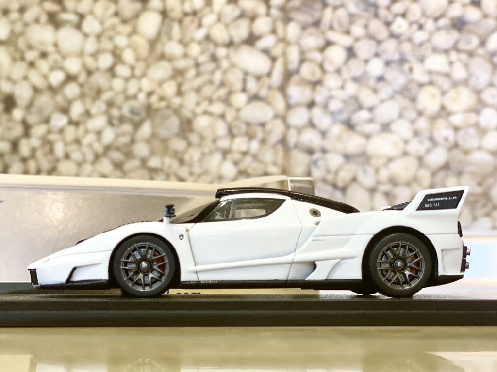 045478FA-CC1B-4FC1-ACB0-116855542C8E