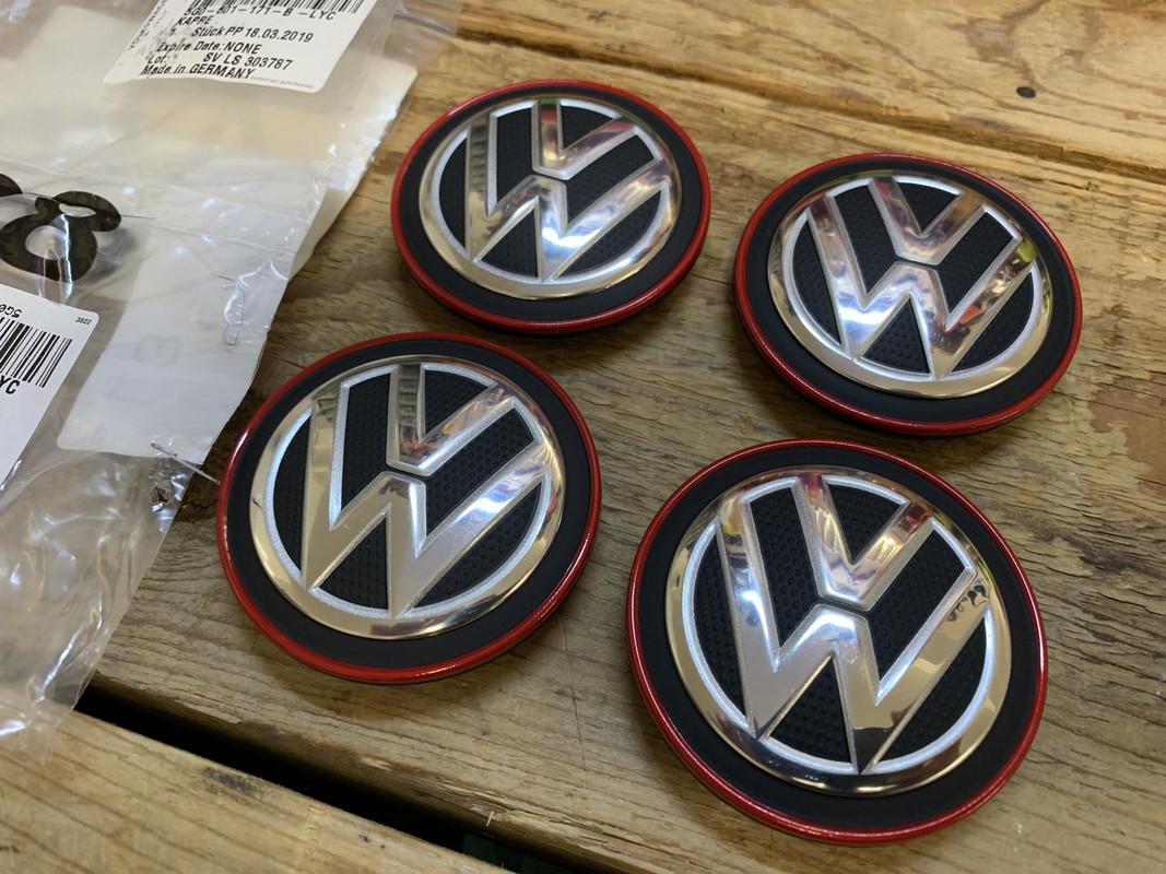 2D866FAE-D0A0-4740-AAEE-133216E52FBD