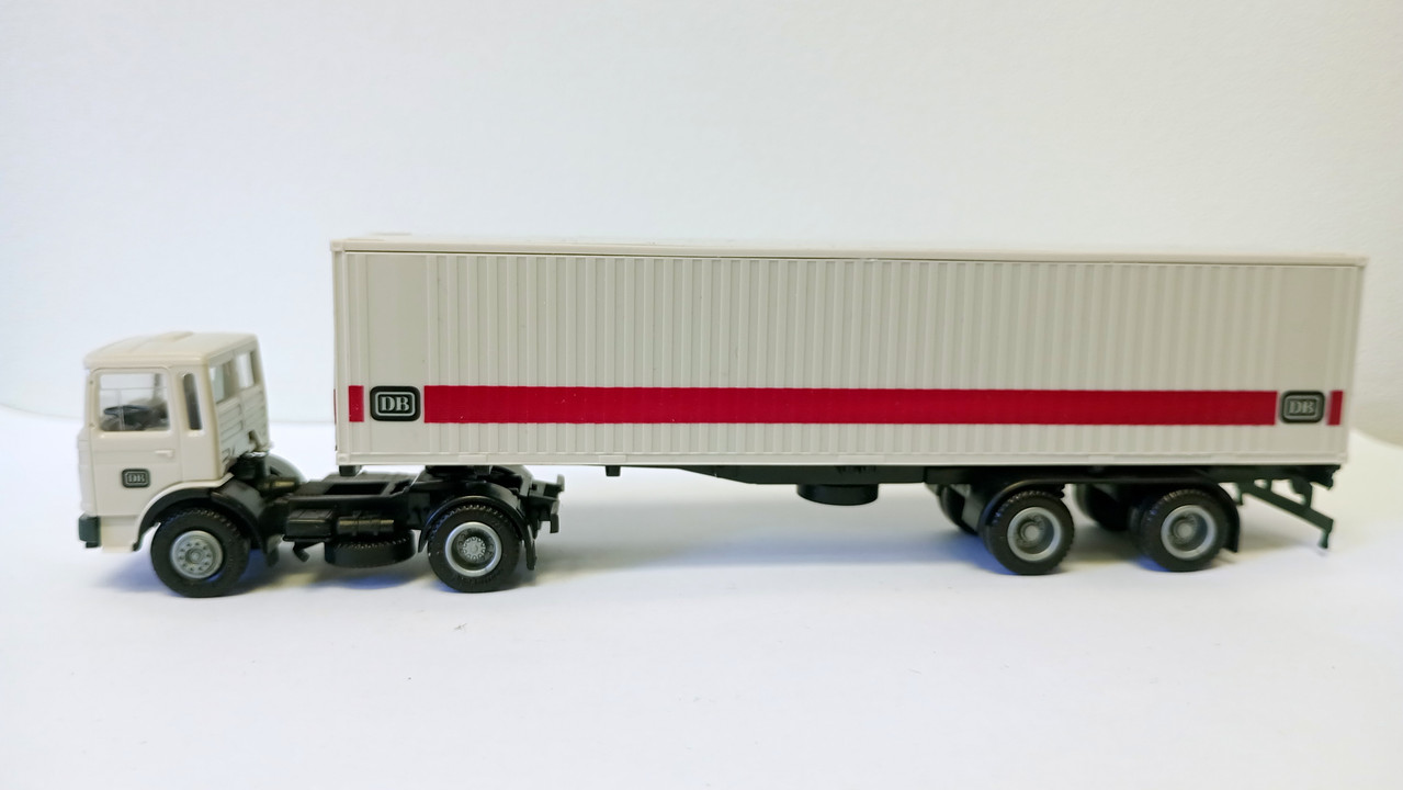 Mach (3613)