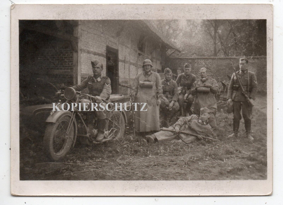 m19 - Lager SDkfz Krad Gespann Motorrad Kradmelder Ausrüstung Gewehr