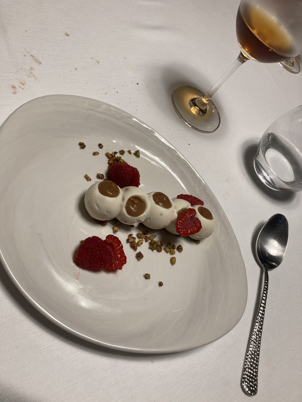 3B17B9EB-4335-42A5-B8CF-7D0415D96335