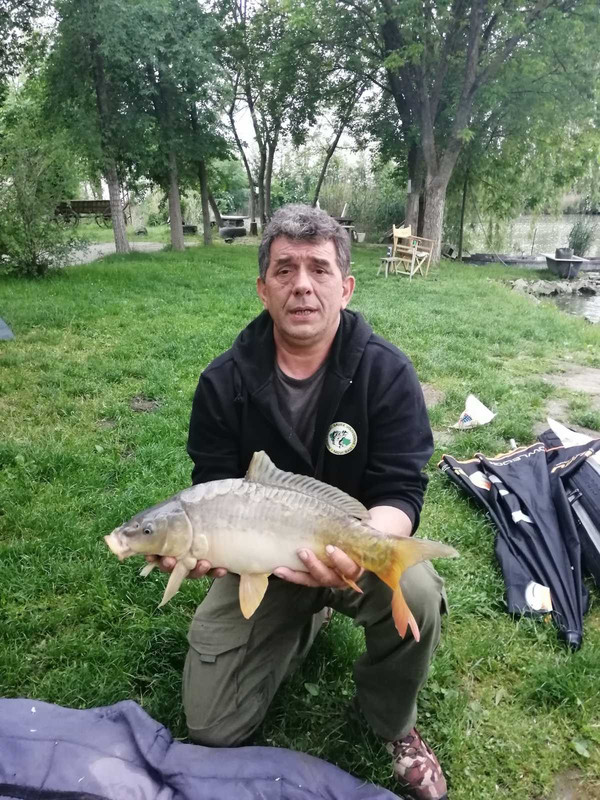 8C1B42FE-1E33-4010-AF37-A38DBDE5E2BF