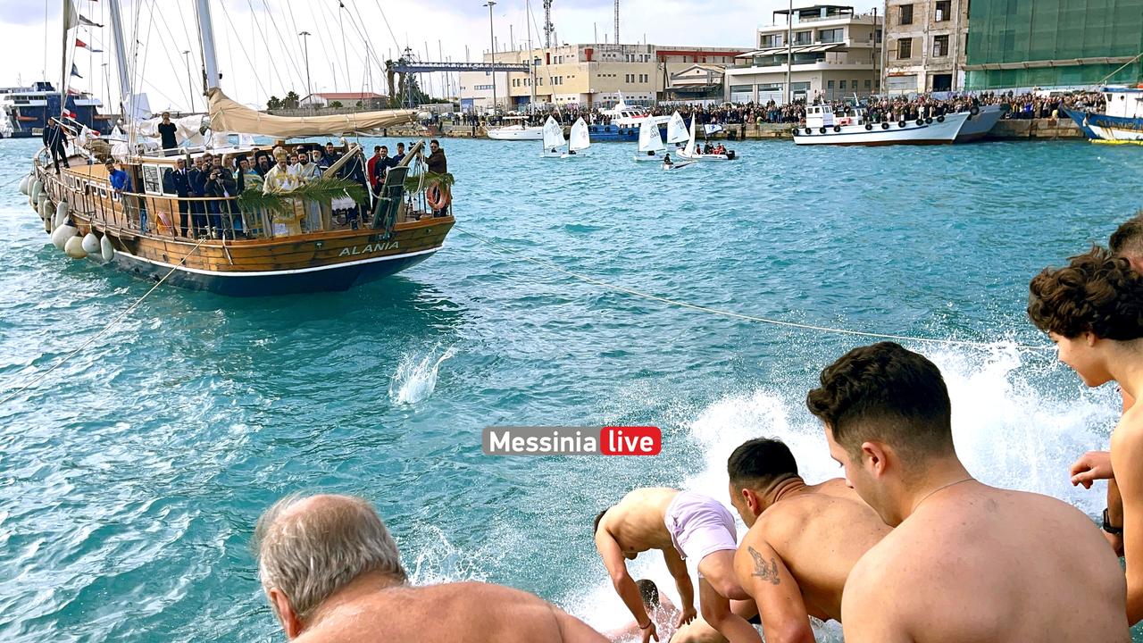 AGIASMOS-limani-IMG-1184