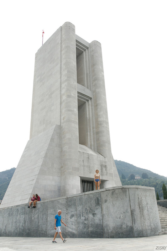 full_041_8867110614103818