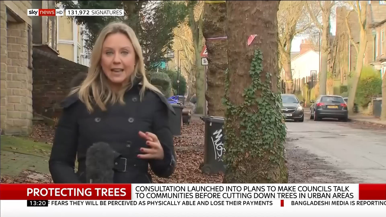 30 December - 13.00.00 - Sky News. Live coverage of main weekend