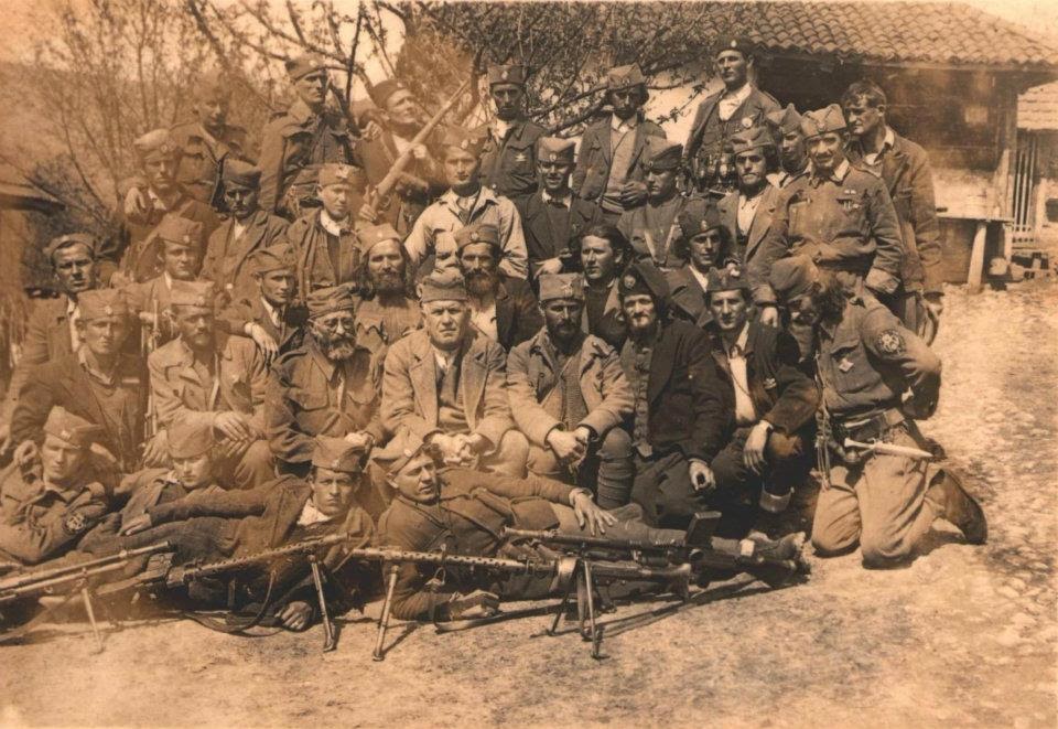 [Слика: 404783-179246975513262-100002838815453-2...0692-n.jpg]