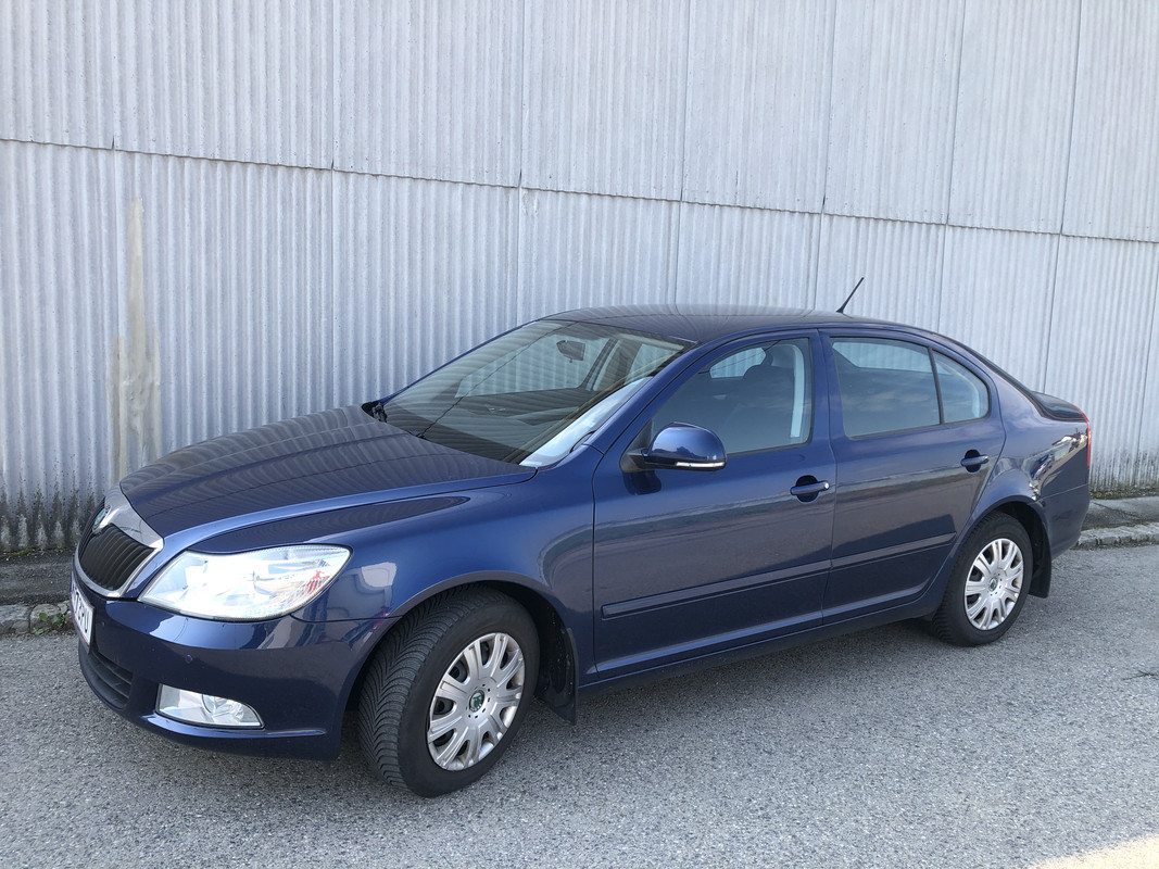 E1E2ED8E-3F52-4ECE-A6FE-09022CE48193