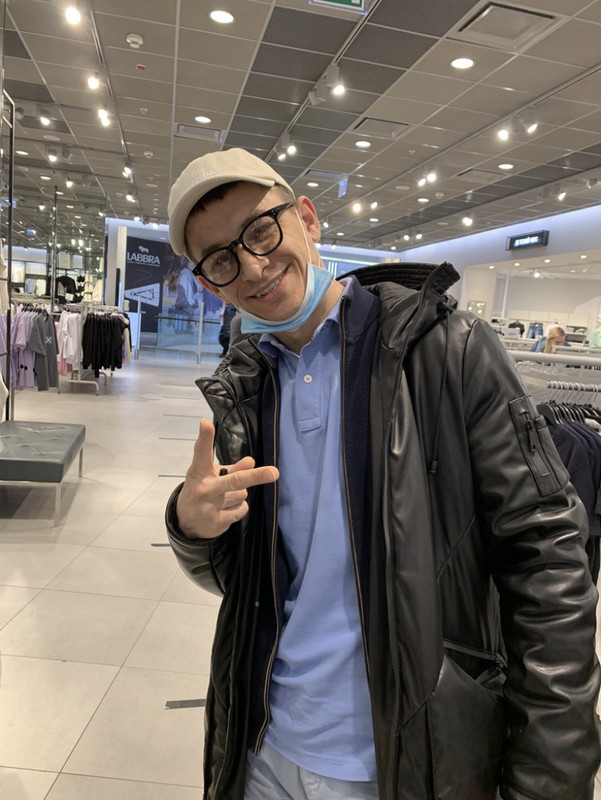 D9FE4B15-B51F-4164-B2EA-9745DFBBC2BD