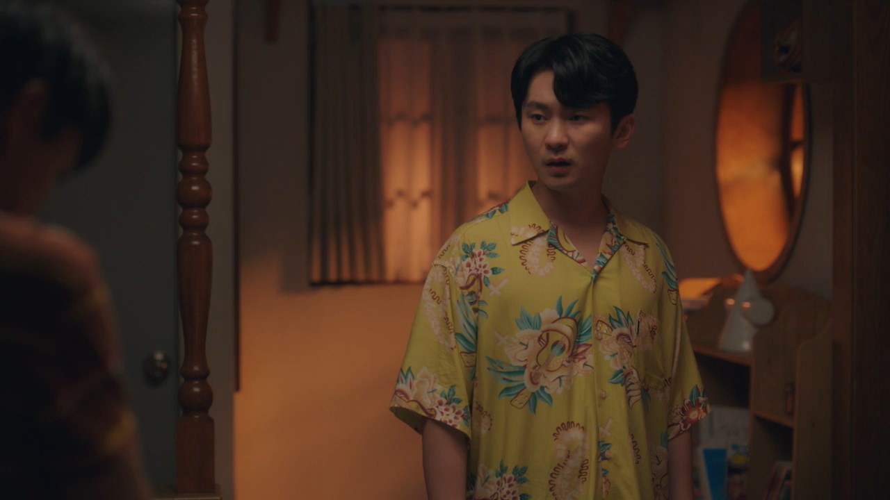 It's Okay to Not Be Okay (2020) Season 1 [Hindi] WebRip 480p 720p ESub - Complete Screenshot