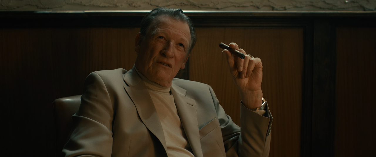 MobLand.S01E02.Jigsaw.Puzzle.2160p.10bit.AMZN.WEB-DL.DDP5.1.HEVC-Vyndros.mkv_snapshot_36.37_[2025.04