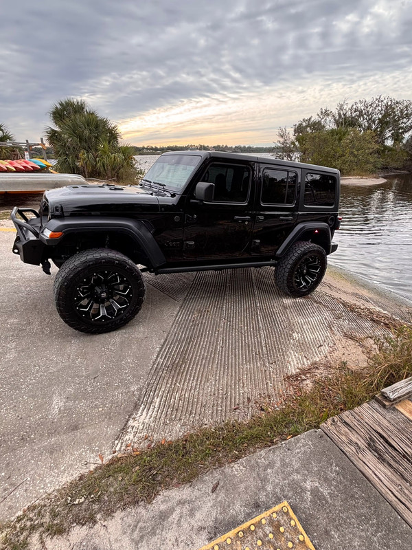2024 Jeep Wrangler 4 Door Sport S